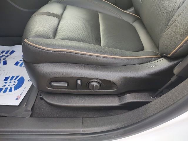 Used 2021 Chevrolet Blazer Premier w/ Driver Confidence II Package image 14