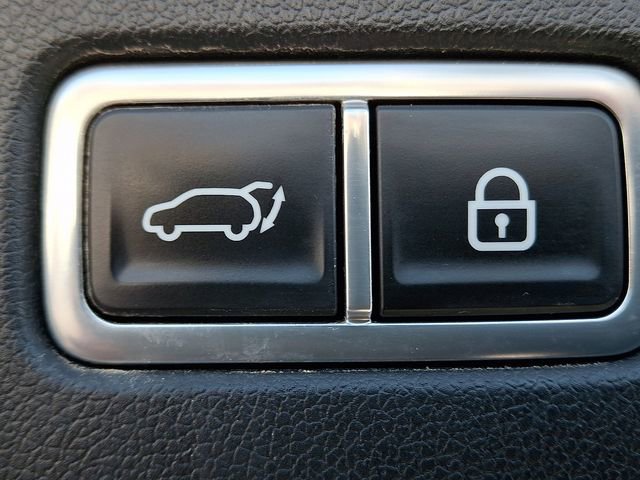 Used 2023 Kia Sorento SX image 31