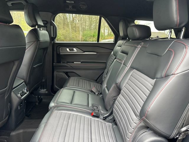 Certified 2025 Ford Explorer ST-Line w/ ST-Line Street Pack AWD/4WD image 19
