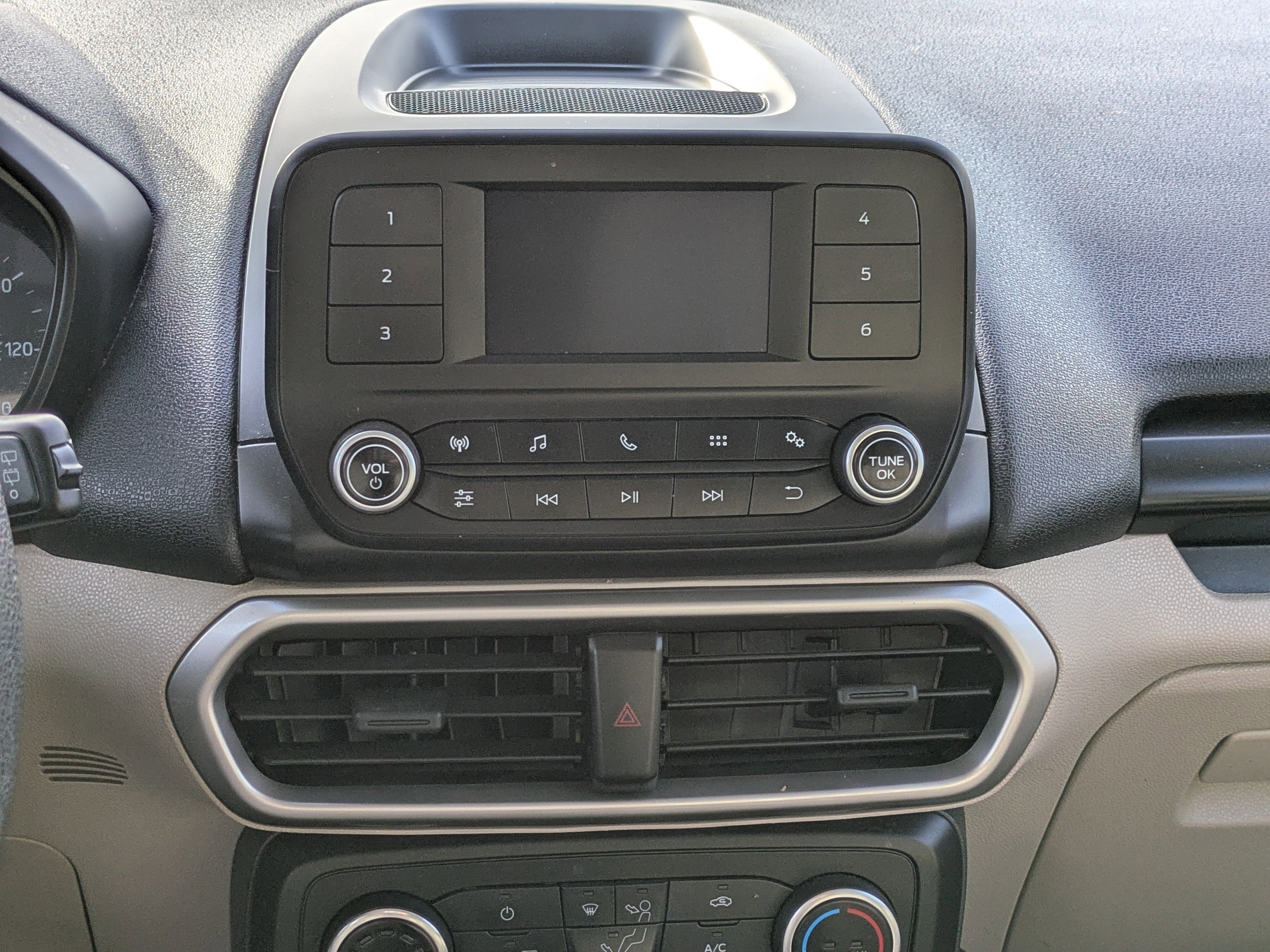 Certified 2021 Ford EcoSport S image 16