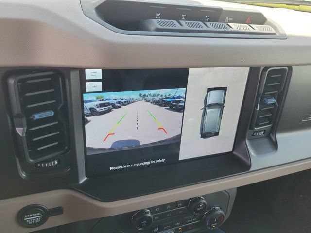 Certified 2022 Ford Bronco Wildtrak AWD/4WD image 30