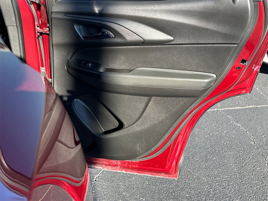 Used 2024 Chevrolet TrailBlazer LT w/ Driver Confidence Package image 16