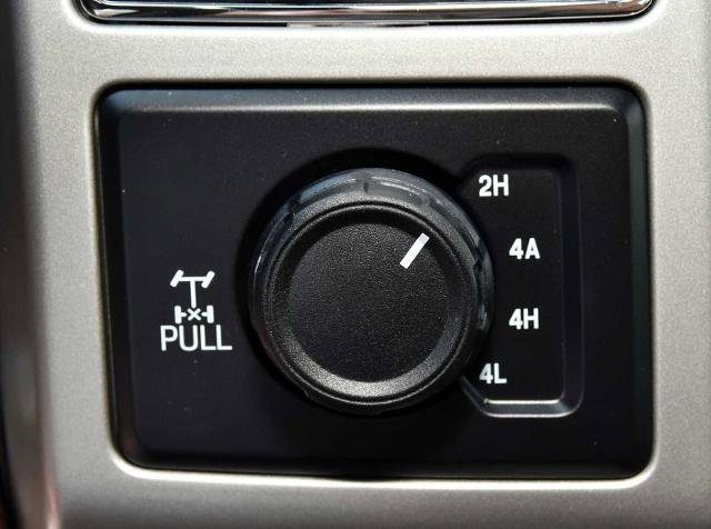 Certified 2020 Ford F150 King Ranch w/ Equipment Group 601A Luxury AWD/4WD image 16