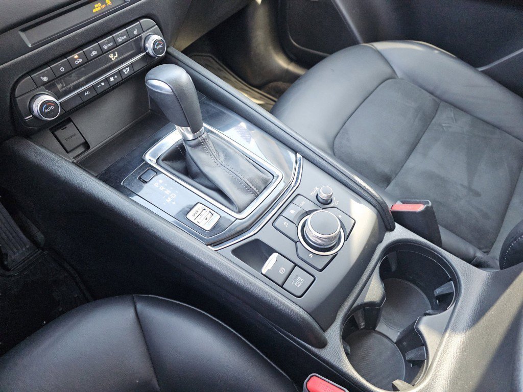 Used 2020 MAZDA CX-5 Touring image 32
