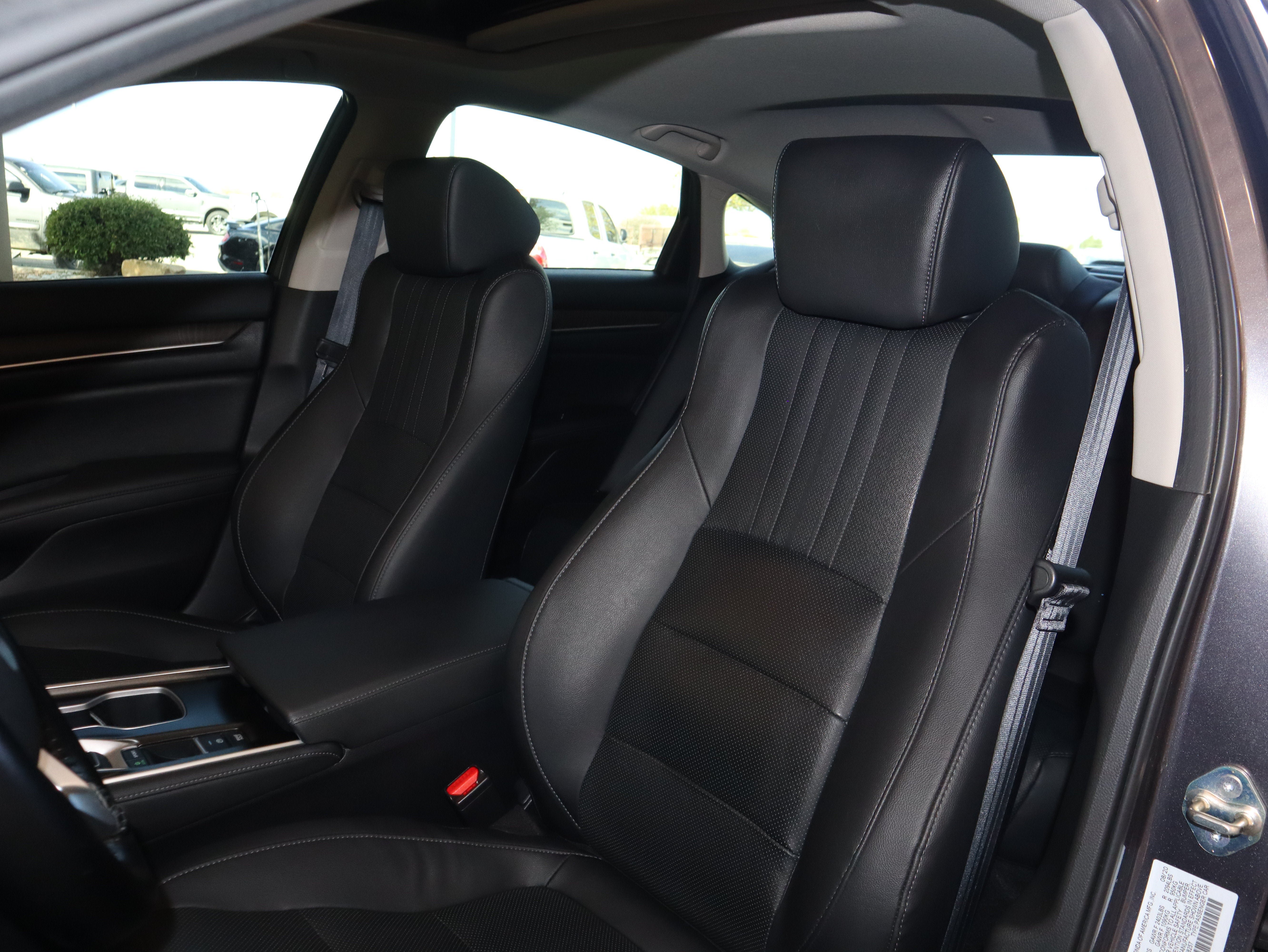 Used 2020 Honda Accord Touring image 33