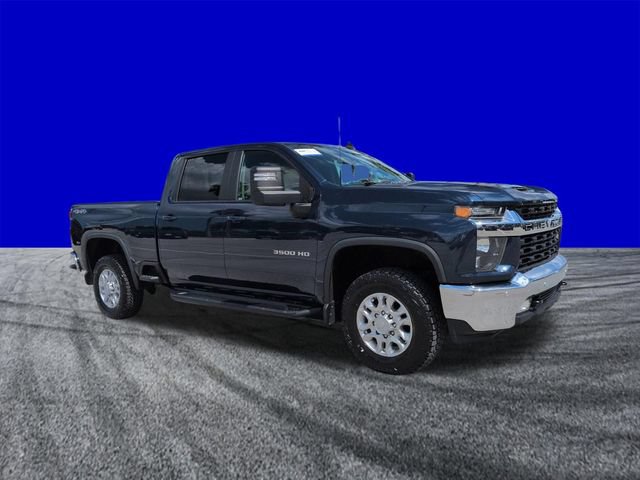 Used 2020 Chevrolet Silverado 3500 LT w/ All Star Edition AWD/4WD image 2