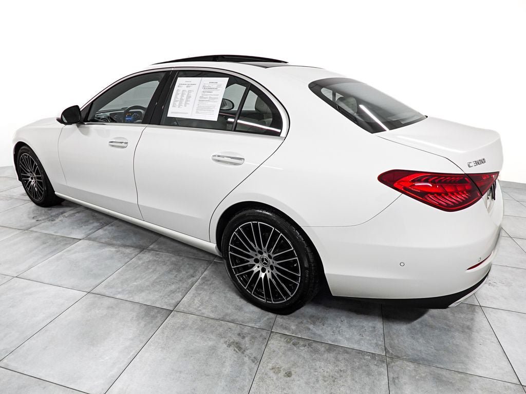 Used 2025 Mercedes-Benz C 300 4MATIC Sedan image 5