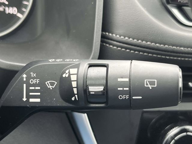 Used 2023 Nissan Rogue S AWD/4WD image 24