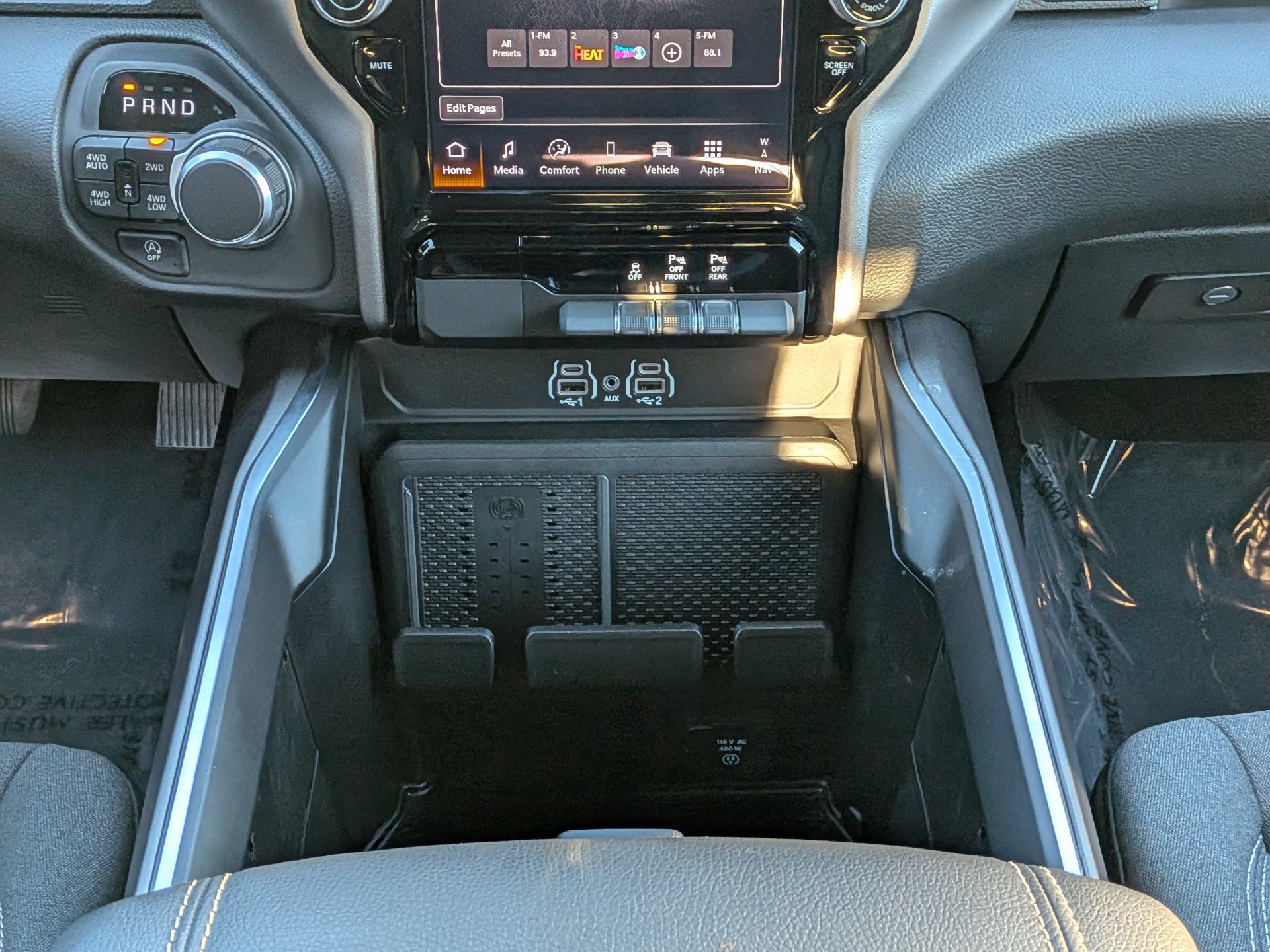 Used 2025 RAM 1500 Big Horn AWD/4WD image 22