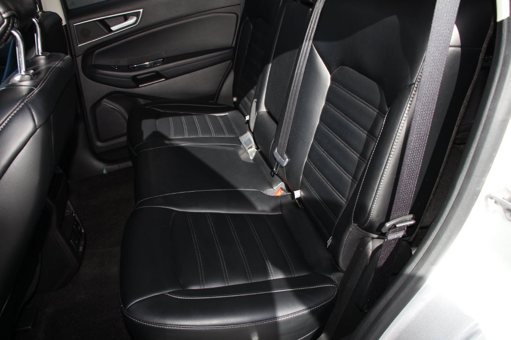 Certified 2019 Ford Edge SEL w/ Equipment Group 201A FWD image 21