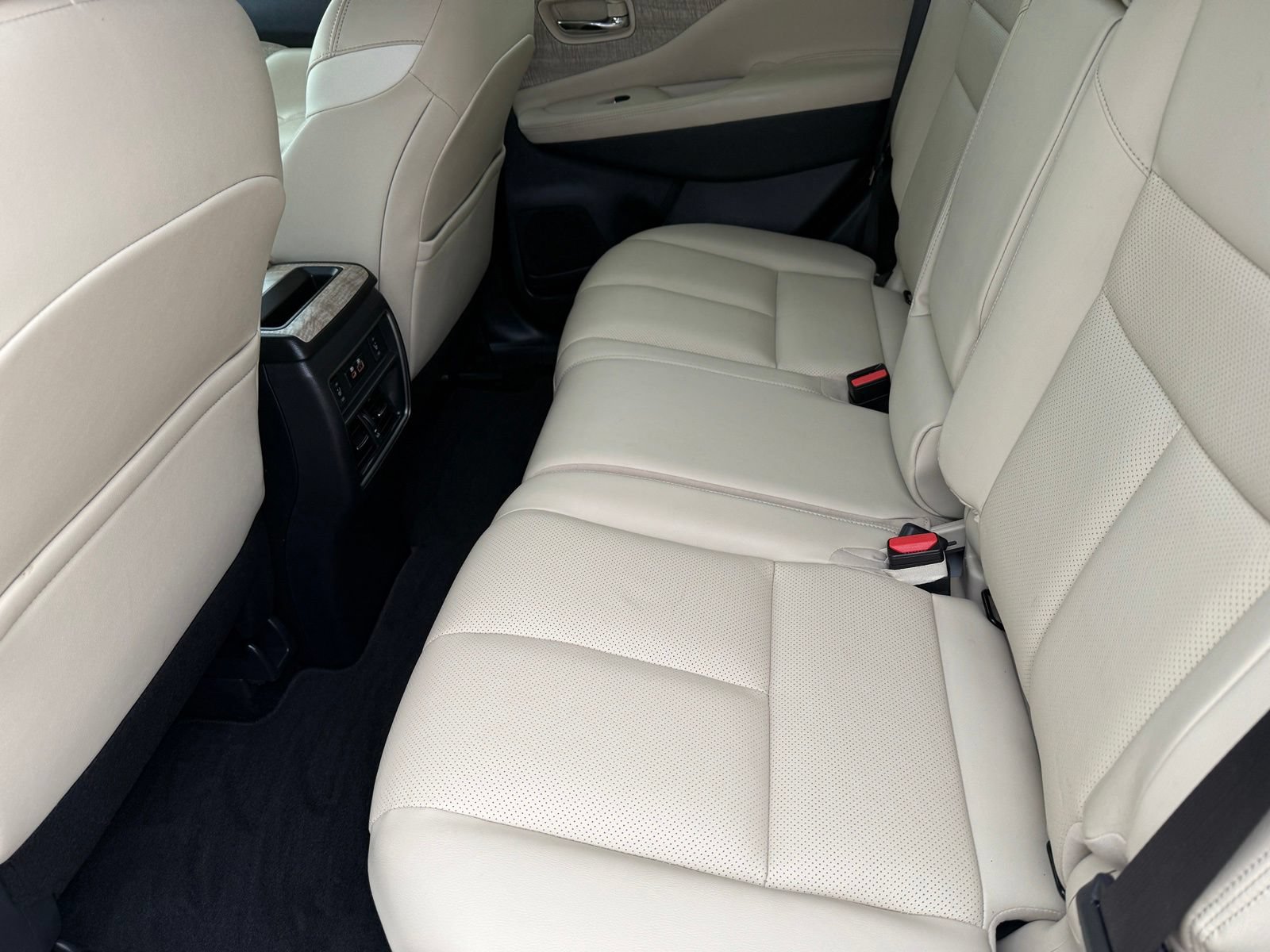 Used 2024 Nissan Murano SL AWD/4WD image 19