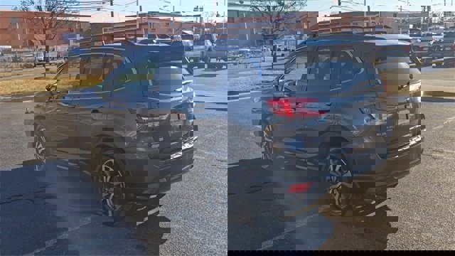 Used 2023 Subaru Forester Limited image 5