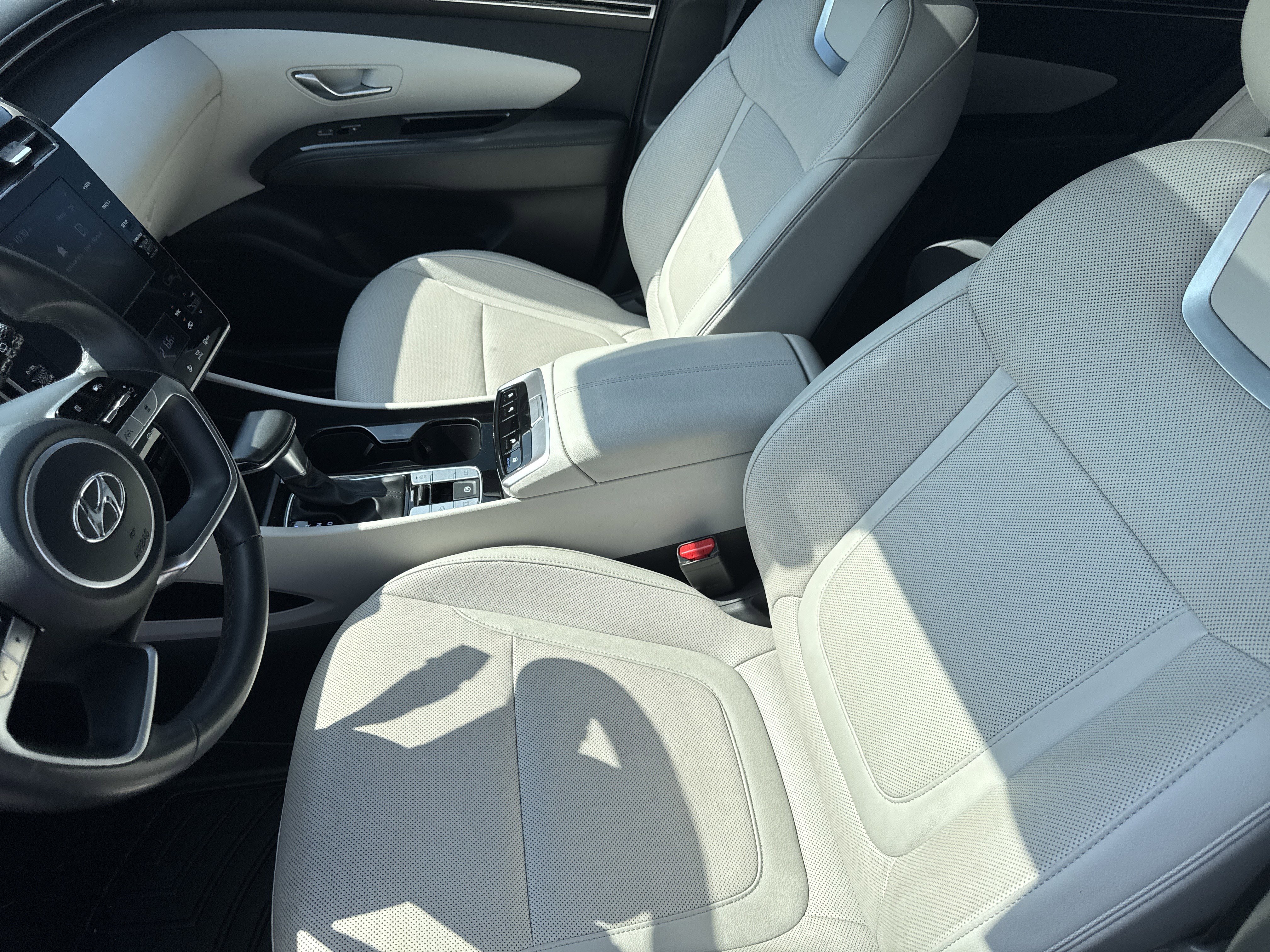 Used 2022 Hyundai Tucson SEL w/ Convenience + Premium Package image 9