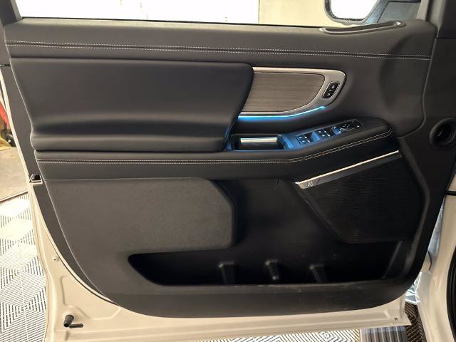 Certified 2025 Ford Expedition Max Platinum AWD/4WD image 12