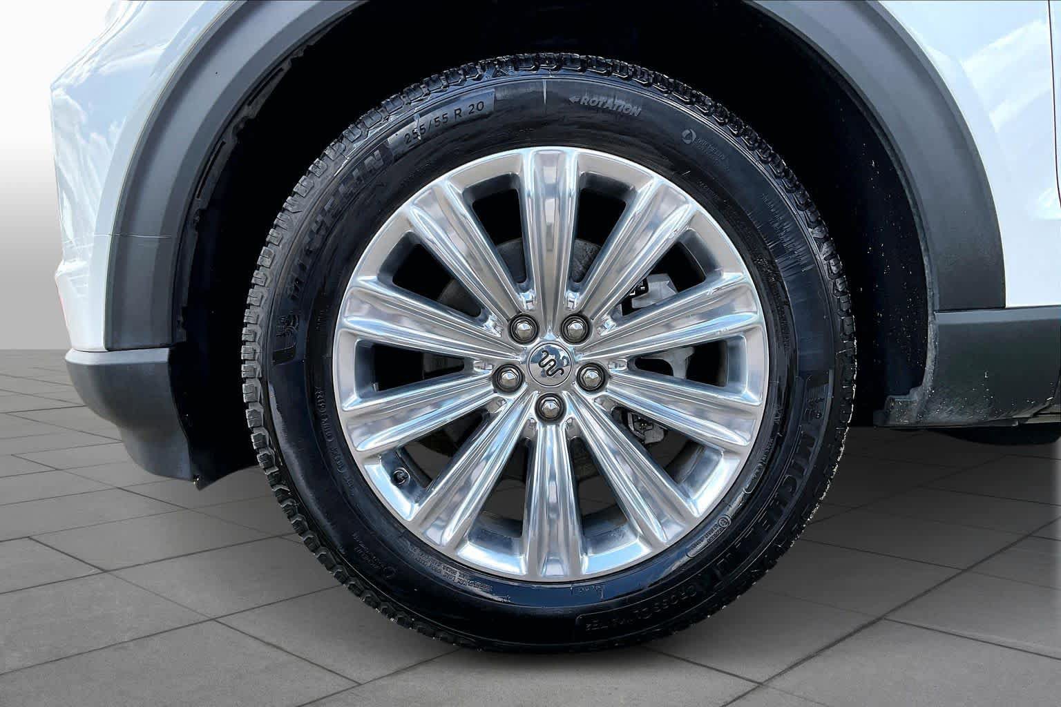 Certified 2021 Ford Explorer King Ranch w/ Premium Technology Package AWD/4WD image 11