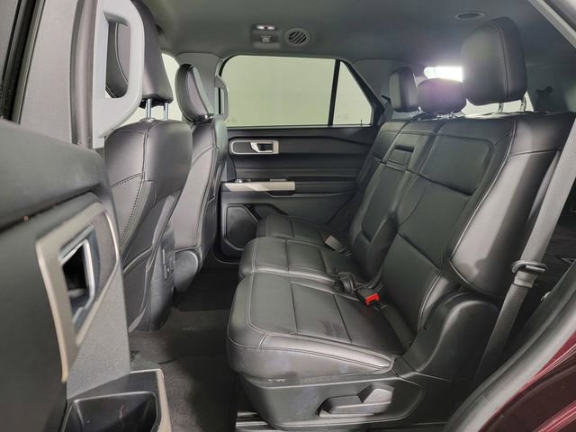 Certified 2023 Ford Explorer XLT w/ Equipment Group 202A AWD/4WD image 15