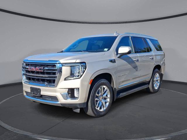 Used 2022 GMC Yukon SLT w/ SLT Premium Package