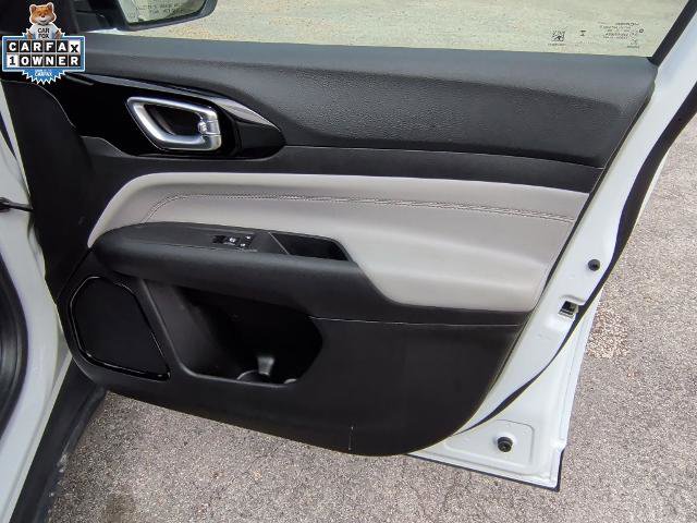 Used 2025 Jeep Compass Limited AWD/4WD image 26