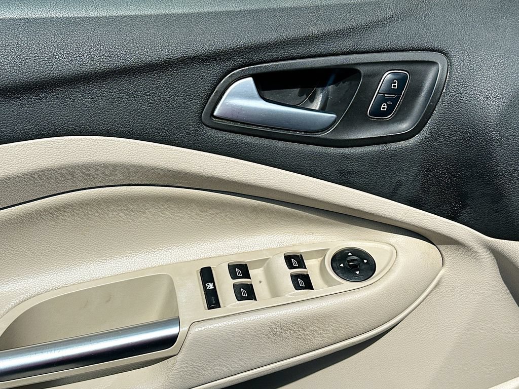 Certified 2017 Ford Escape SE FWD image 21