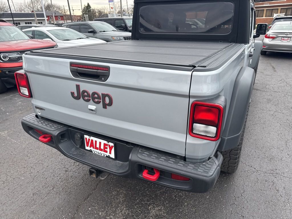 Used 2023 Jeep Gladiator Rubicon w/ Cold Weather Group image 18