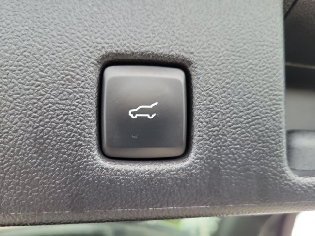Certified 2023 Ford Escape ST-Line w/ Tech Pack #1 AWD/4WD image 7