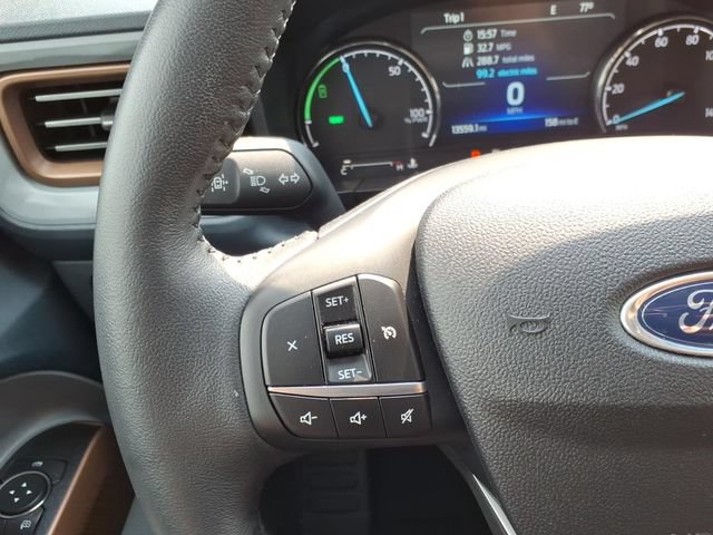 Certified 2022 Ford Maverick Lariat FWD image 18