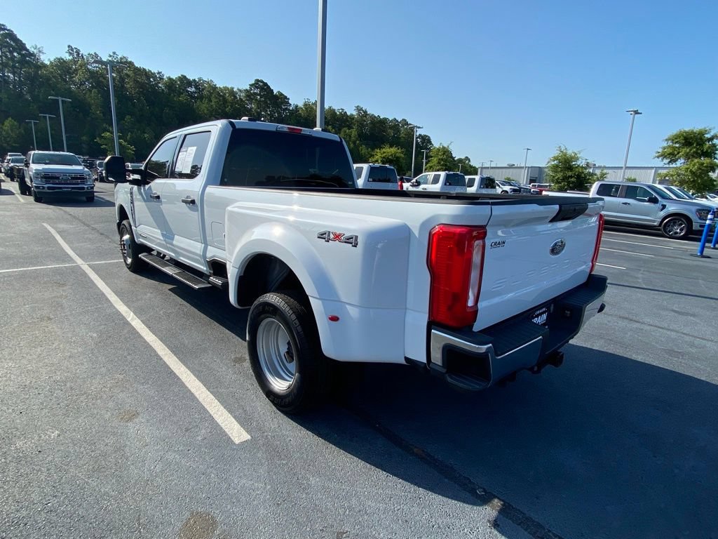 Certified 2024 Ford F350 XLT AWD/4WD image 5