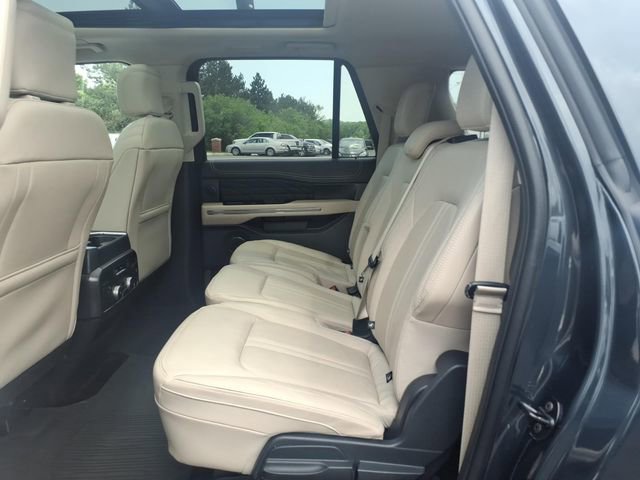 Certified 2022 Ford Expedition Max Platinum AWD/4WD image 9