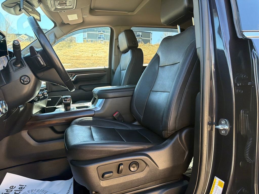 Used 2022 GMC Sierra 1500 SLT w/ SLT Premium Plus Package image 11