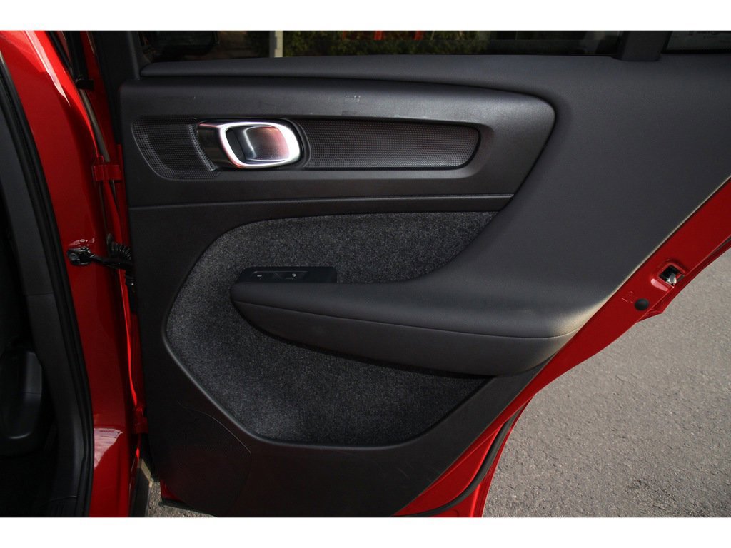 Used 2023 Volvo C40 P8 Recharge Plus image 25