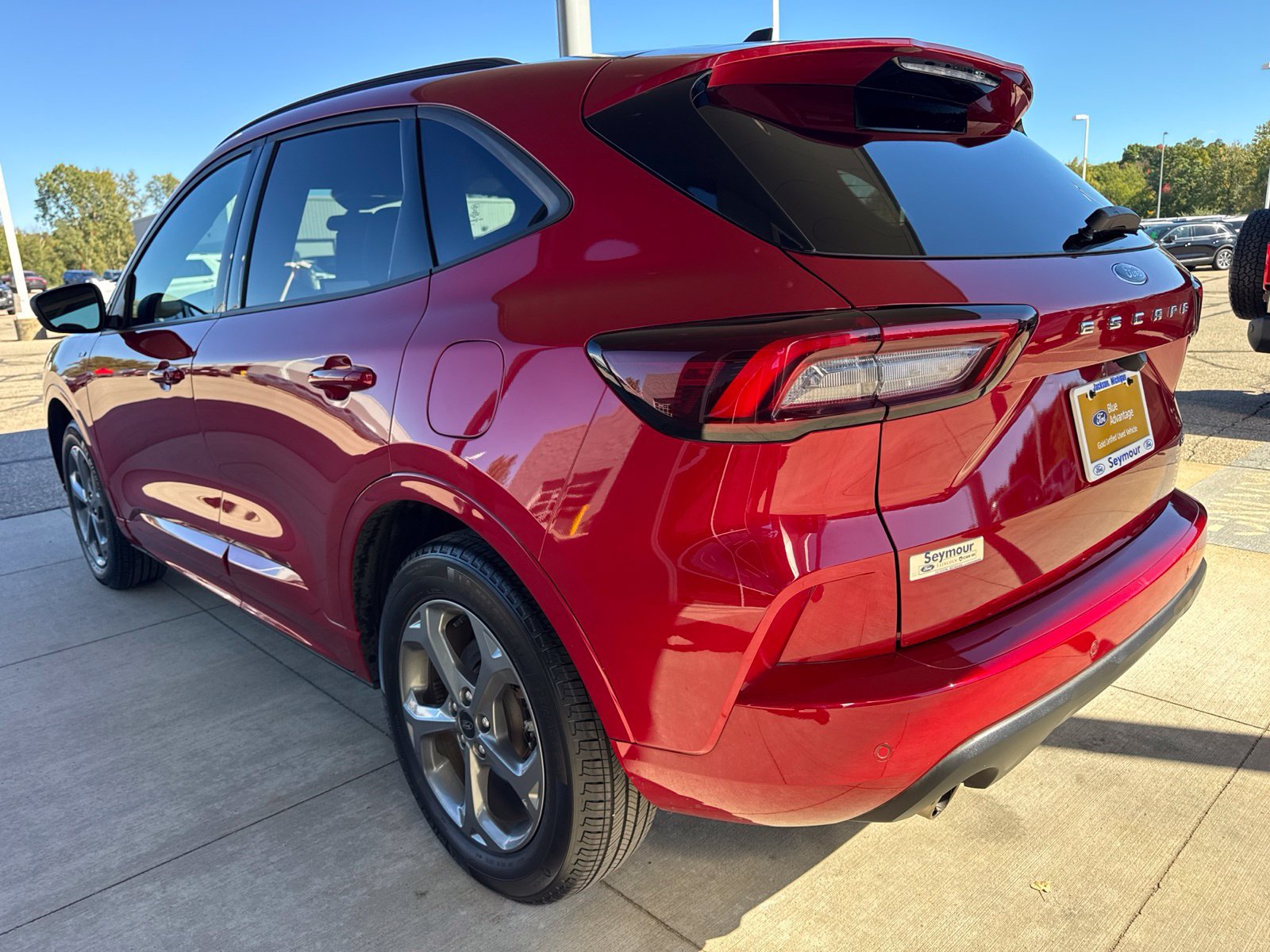 Certified 2024 Ford Escape ST-Line w/ Tech Pack #1 AWD/4WD image 5