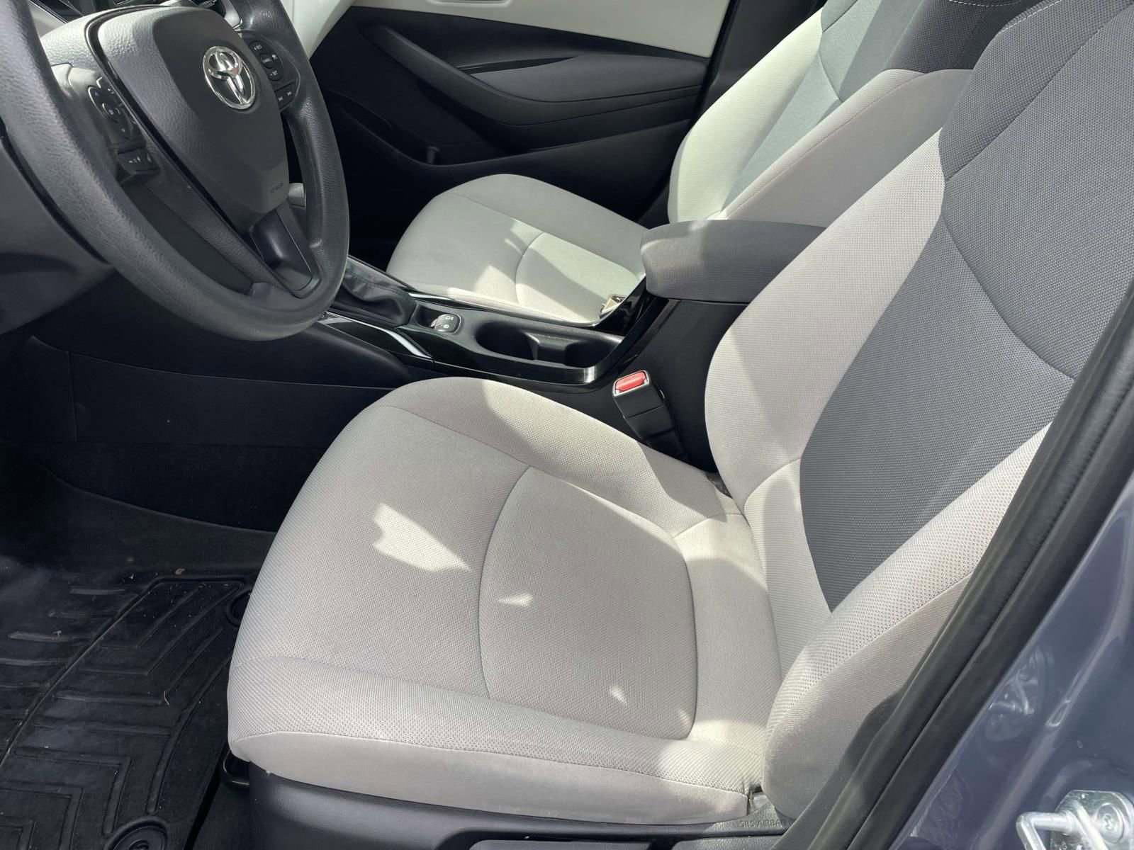 Used 2022 Toyota Corolla L FWD image 14