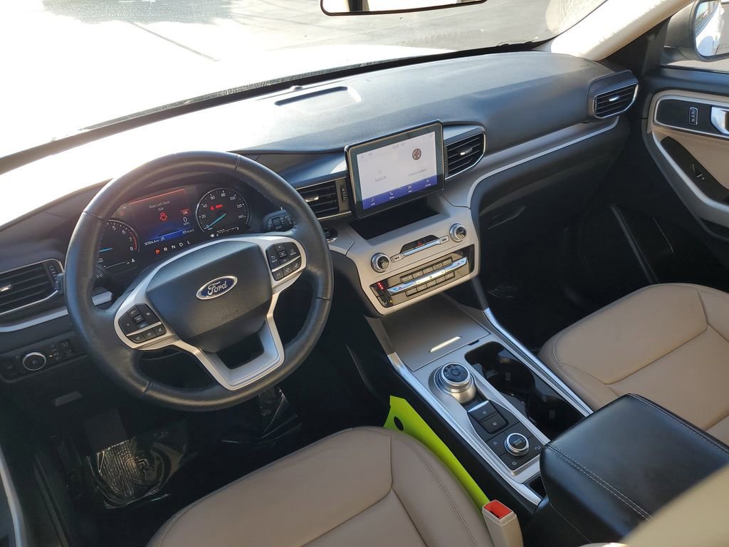 Certified 2023 Ford Explorer XLT w/ Equipment Group 202A image 25