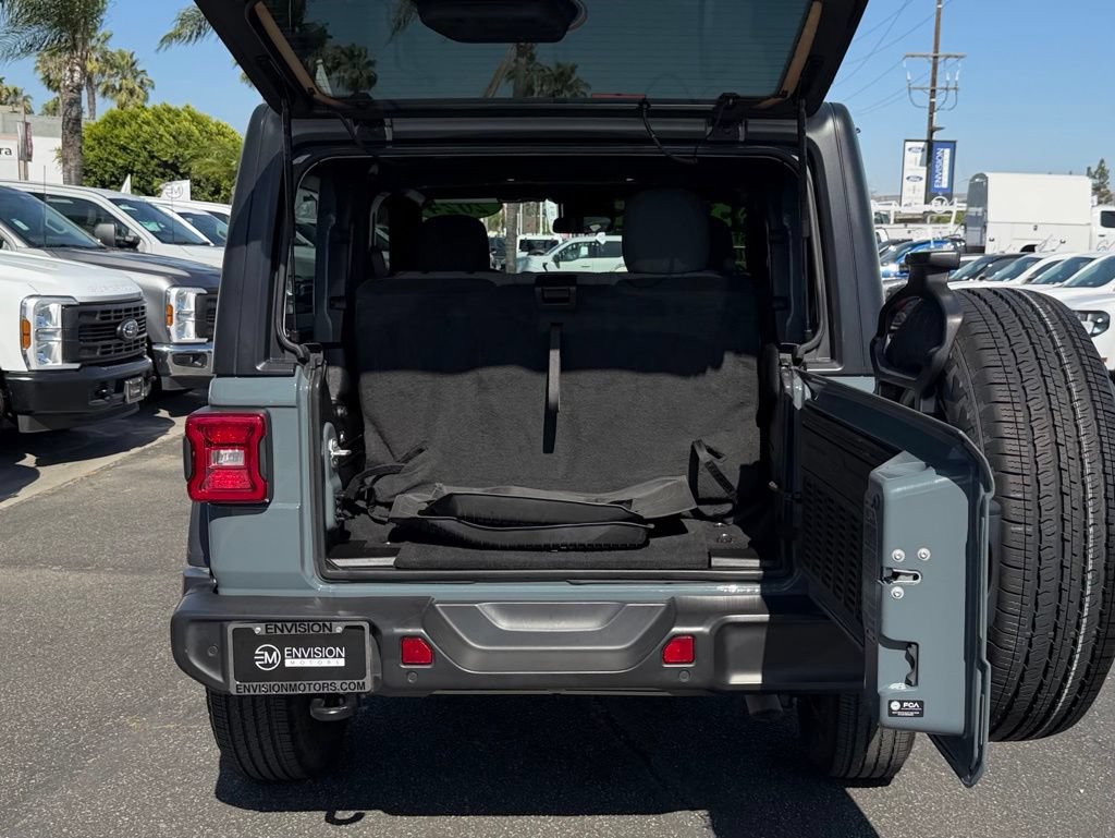 Used 2024 Jeep Wrangler Sport AWD/4WD image 14