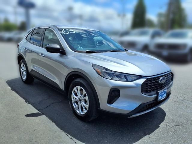 Certified 2023 Ford Escape Active AWD/4WD image 5