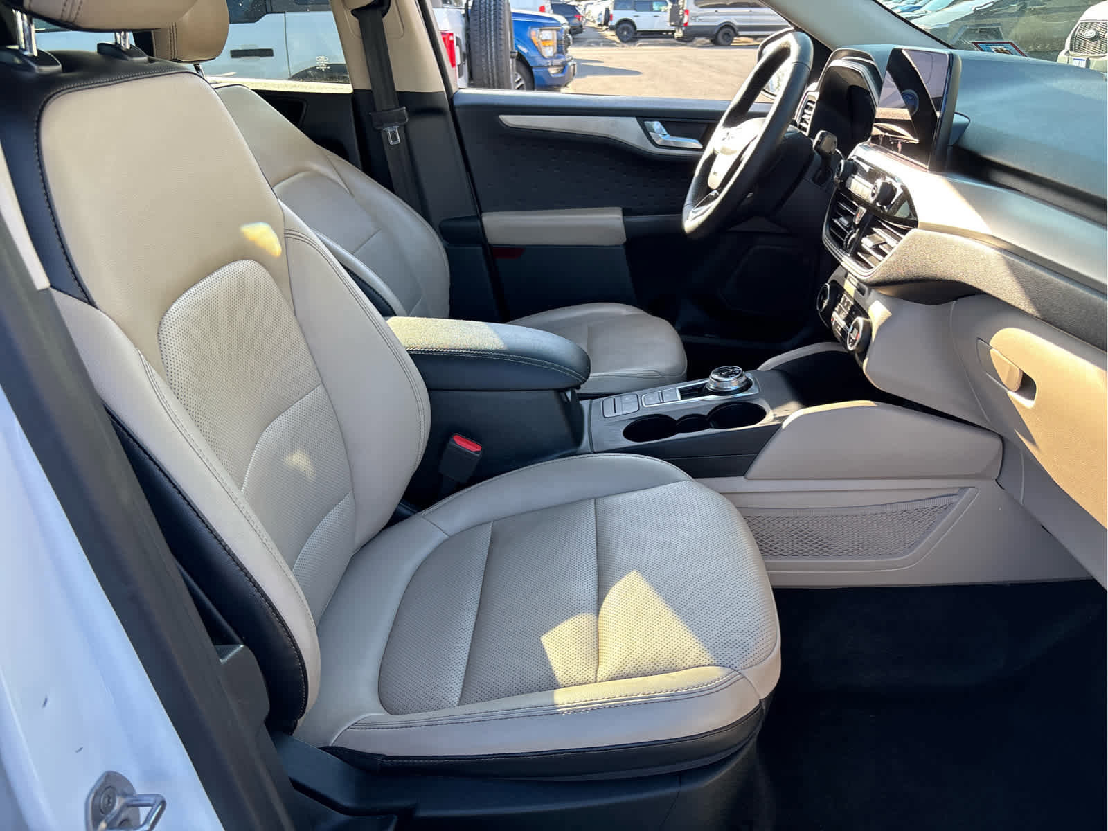 Certified 2020 Ford Escape SEL image 25