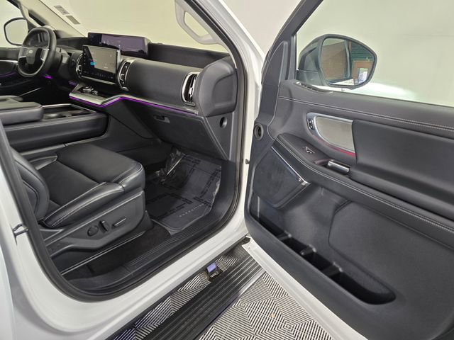 Certified 2025 Ford Expedition Max Platinum AWD/4WD image 12