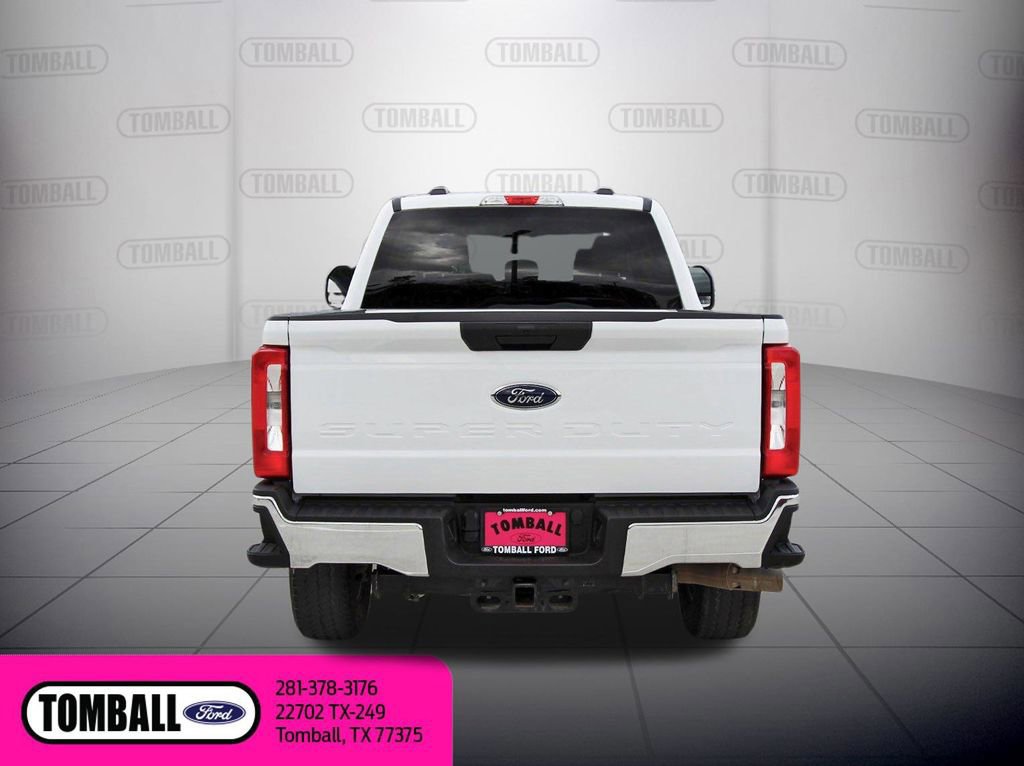 Certified 2024 Ford F250 XLT w/ FX4 Off-Road Package AWD/4WD image 4