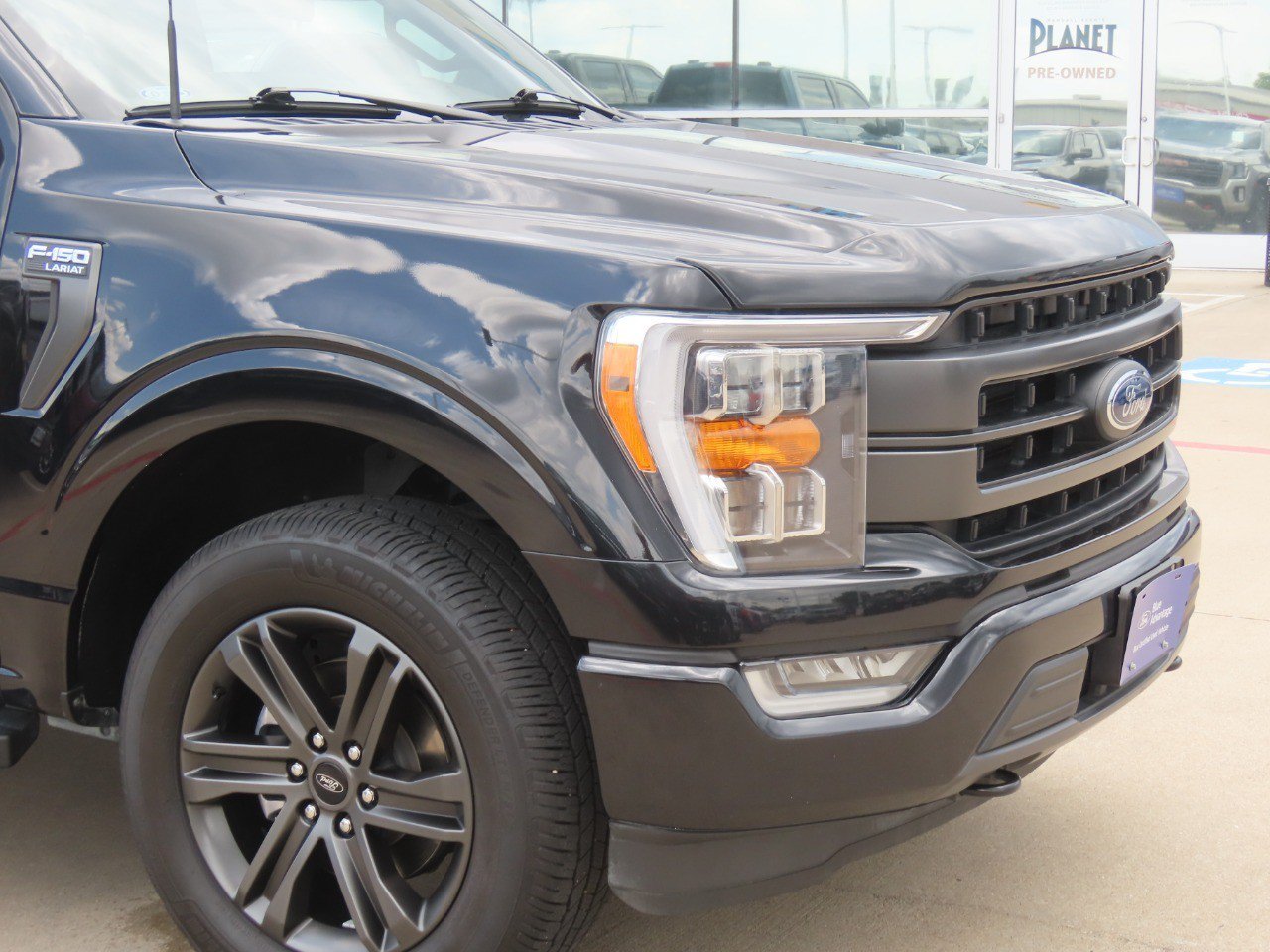 Certified 2022 Ford F150 Lariat AWD/4WD image 5