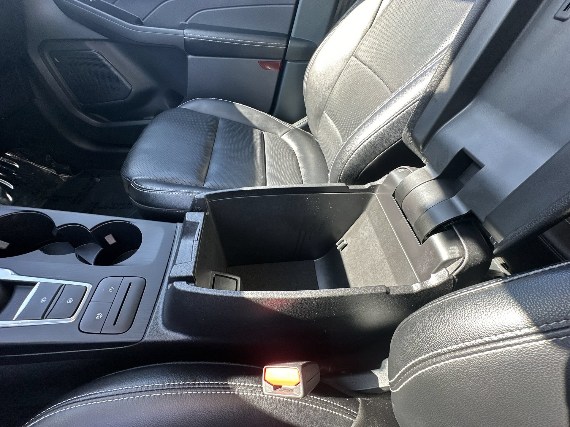 Certified 2022 Ford Escape SEL AWD/4WD image 19