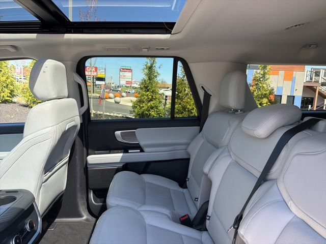 Certified 2025 Ford Expedition Max Platinum AWD/4WD image 24