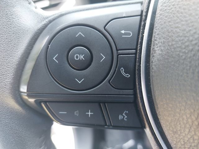 Used 2022 Toyota RAV4 XLE Premium FWD image 17
