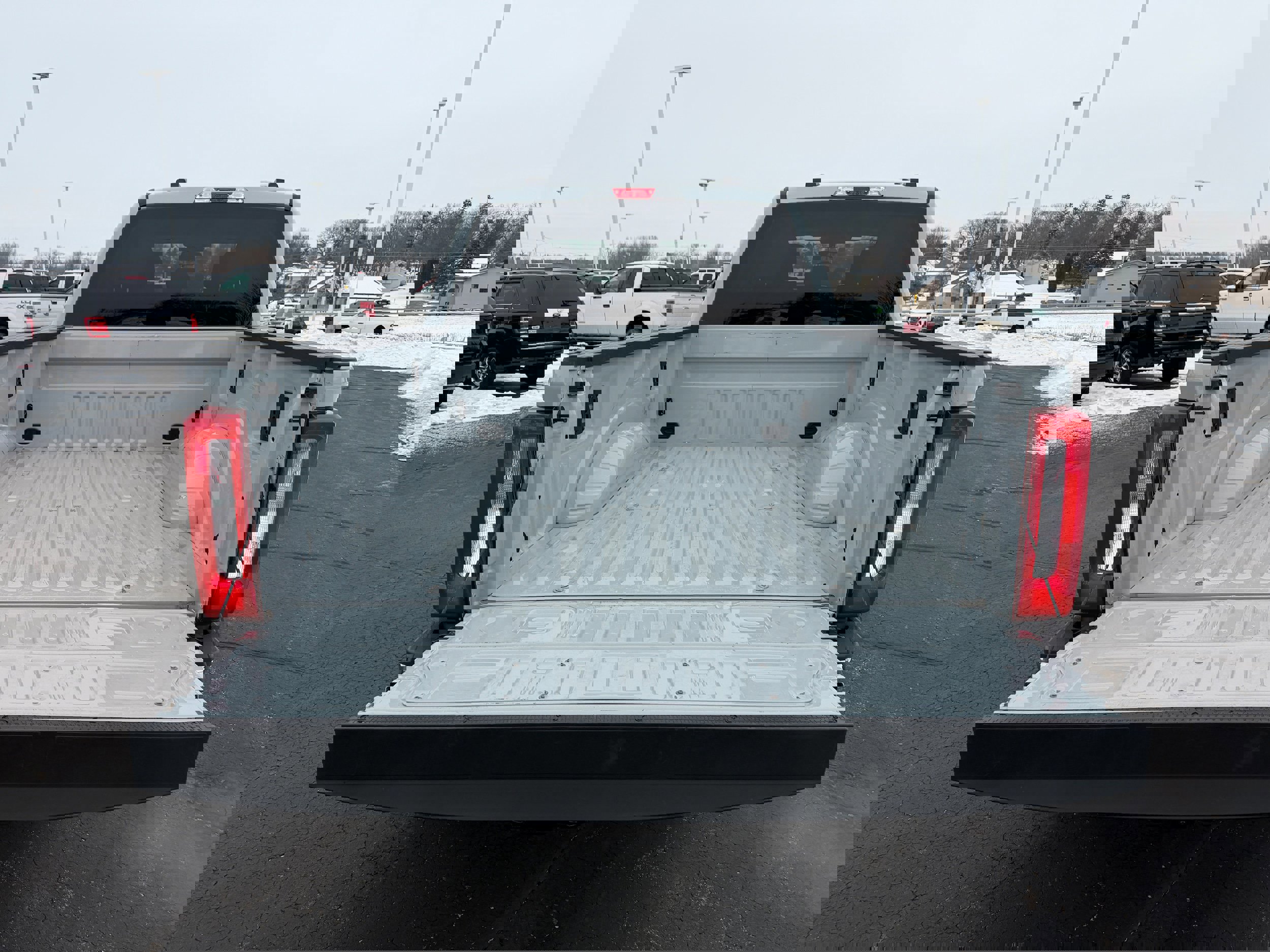 Certified 2025 Ford F250 XLT w/ Snow Plow Prep Package image 30