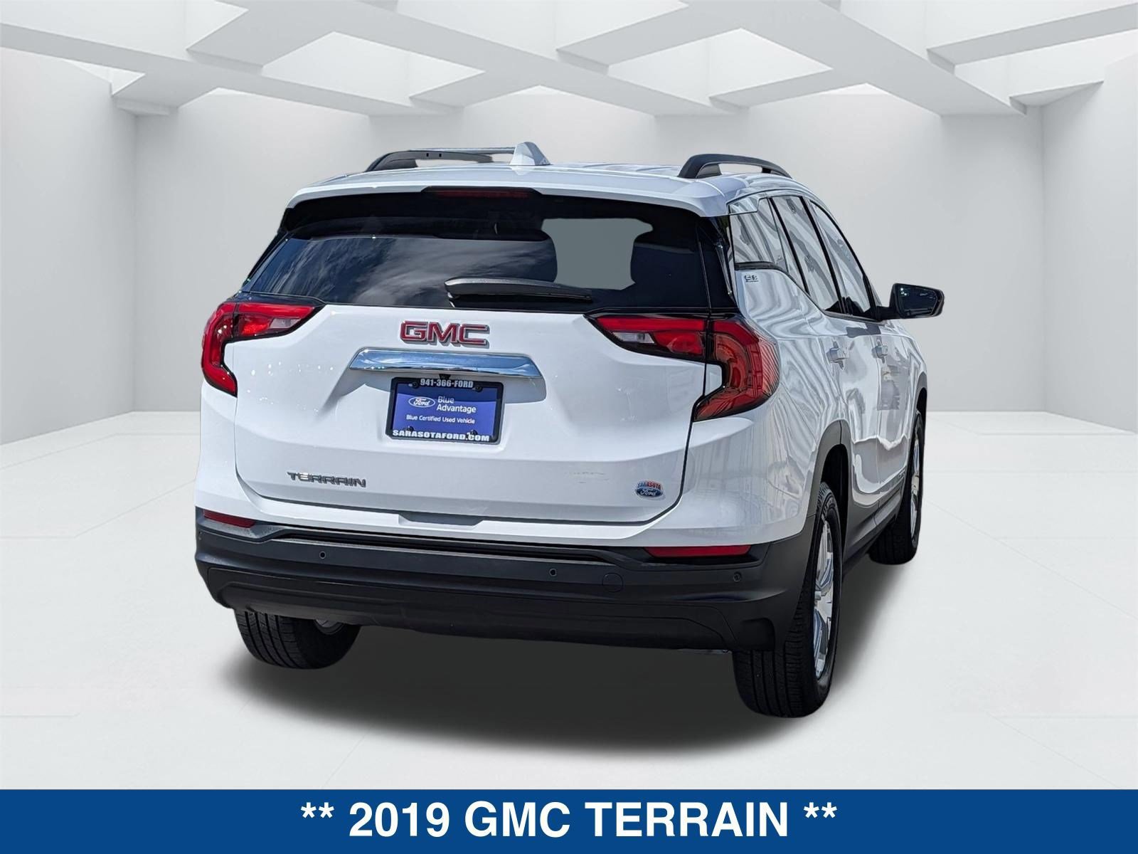 Used 2019 GMC Terrain SLE w/ Driver Convenience Package image 5
