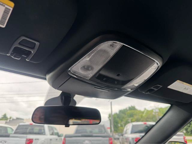 Used 2021 Jeep Grand Cherokee Laredo AWD/4WD image 22