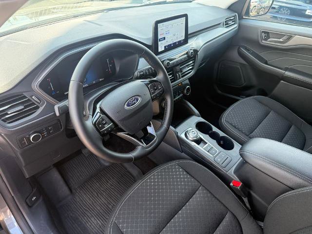Certified 2025 Ford Escape Active w/ Cold Weather Package AWD/4WD image 24