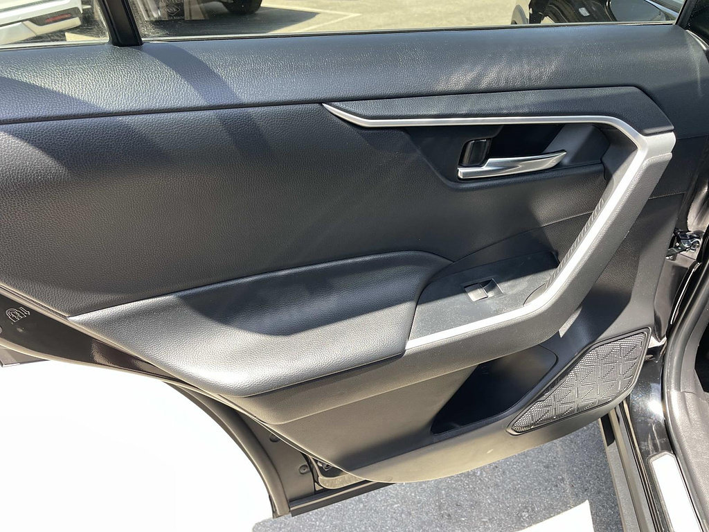 Used 2022 Toyota RAV4 XLE Premium FWD image 22
