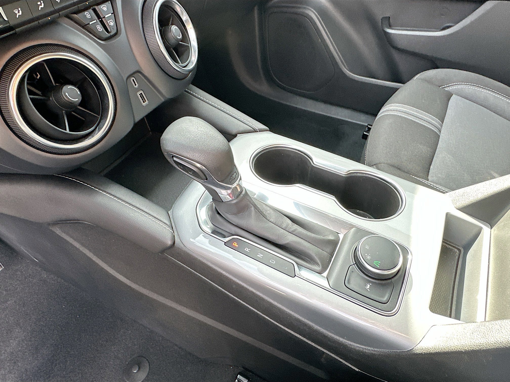 Used 2023 Chevrolet Blazer LT image 16