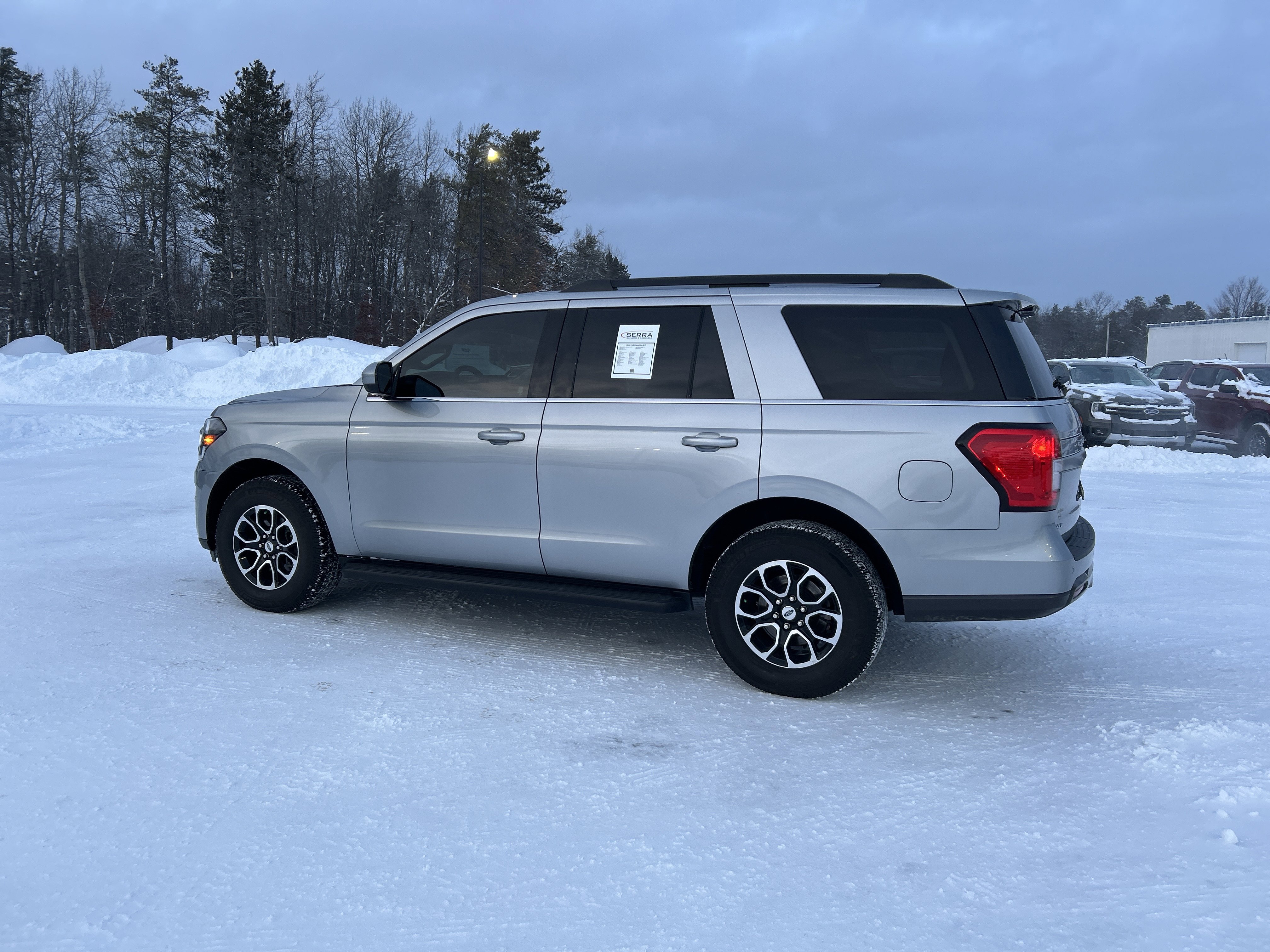 Certified 2022 Ford Expedition XLT image 6