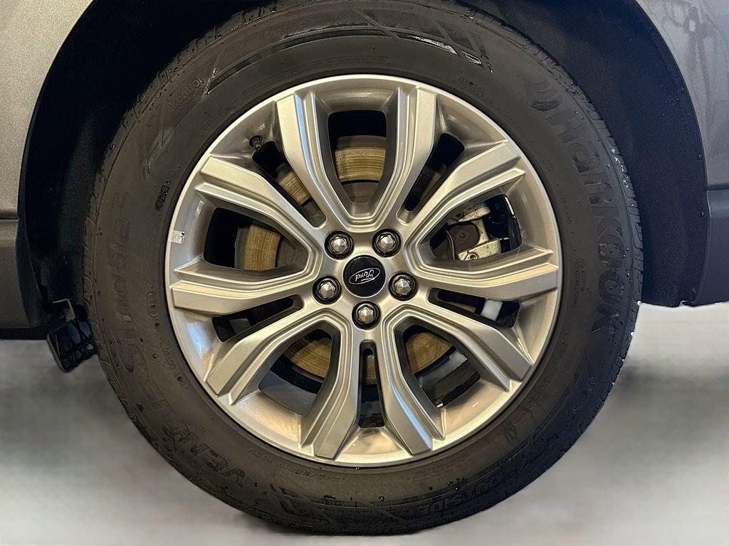 Certified 2024 Ford Edge Titanium AWD/4WD image 22
